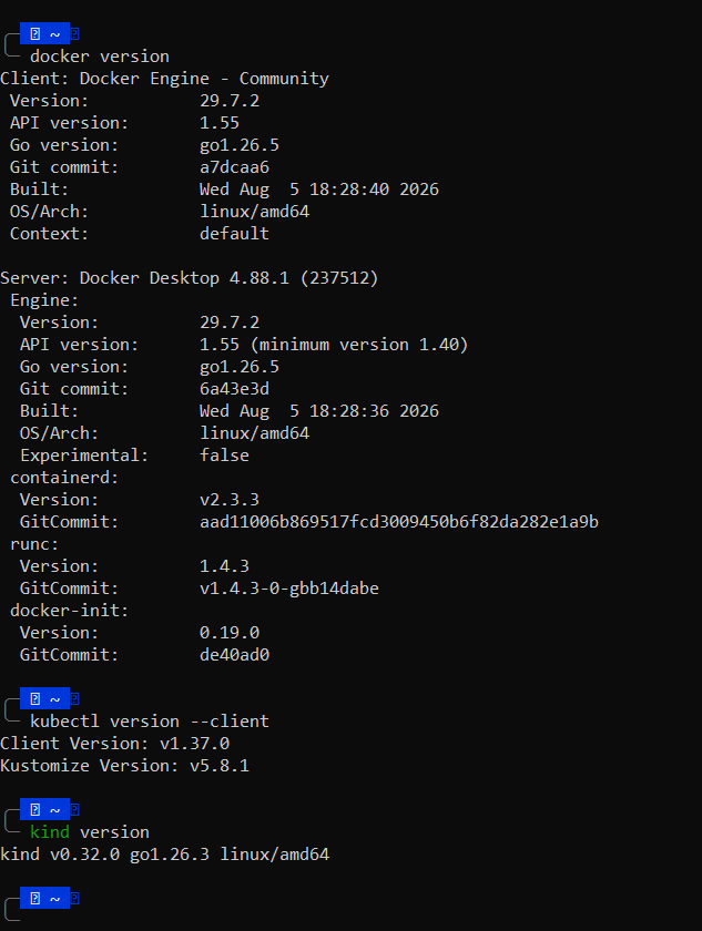 Terminal mostrando as versões instaladas: Docker 29.7.2, kubectl v1.37.0 e kind v0.32.0